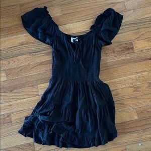 Black on or Off-Shoulder Dress Mr Buho  great vacation or holiday dress